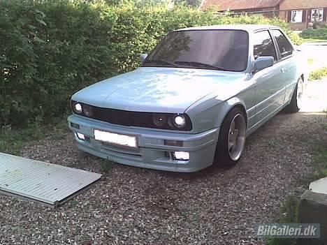 BMW E30 320I solgt billede 9