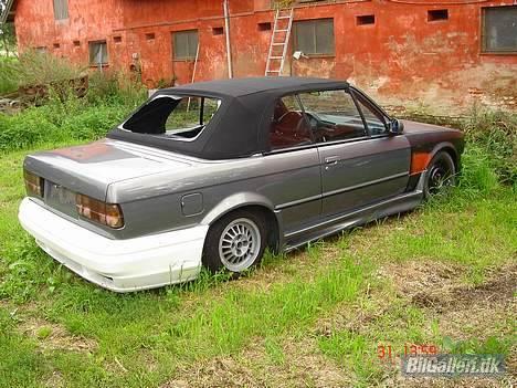 BMW 325 Cabriolet SOLGT billede 14