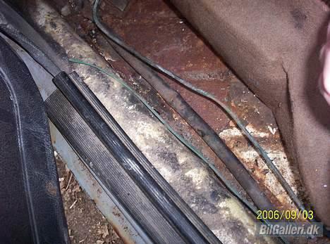 VW golf 1(solgt) - og der var så rusten, det eneste jeg har fundet på den endnu : ) billede 6