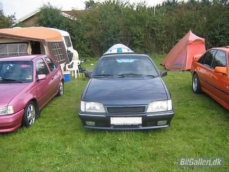 Opel Monza 3.0E billede 2