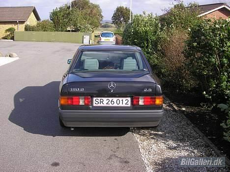 Mercedes Benz 190 D (solgt) billede 2