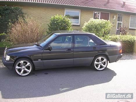 Mercedes Benz 190 D (solgt) billede 5