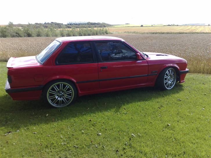 BMW E30 3,5l turb solgt :( billede 3