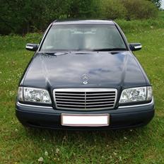 Mercedes Benz C 180 Elegance