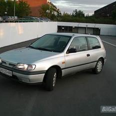 Nissan Sunny N14