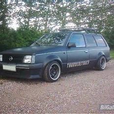 Opel Kadett D St.car ¤solgt¤