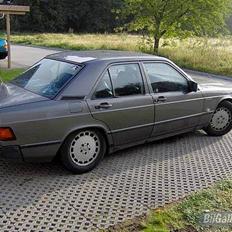 Mercedes Benz 190E  2,0 automatic SOLGT