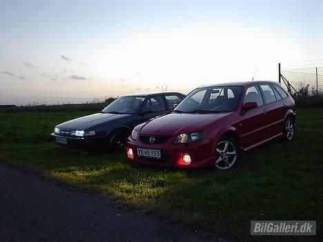 Mazda 323F 2.0i SPORTIVE - Ying & Yang billede 13