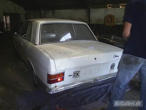 Ford Cortina MK2 Deluxe - Lige et billede af røven.. altså på bilen.. billede 7