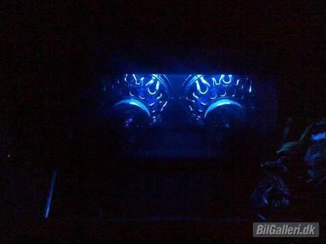 Nissan Bluebird 2,0 slx solgt billede 16