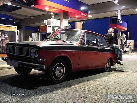 Volvo 142 "Flamin' Moe" - Første tur i bilen, 35kasser øl bagi, og fætter på klappen! billede 16