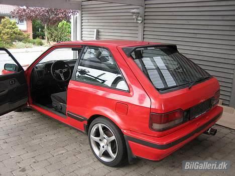 Mazda 323 GTX 2wd *Solgt* billede 19