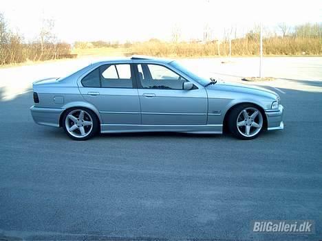 BMW 325 TDS billede 3