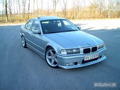 BMW 325 TDS billede 6