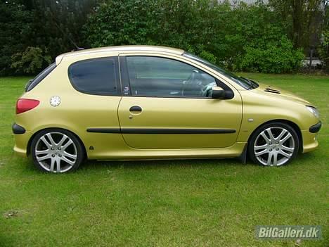 Peugeot 206 S16 Guldklumpen Solgt billede 2
