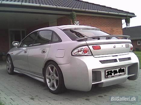 Mazda 323 F  billede 7