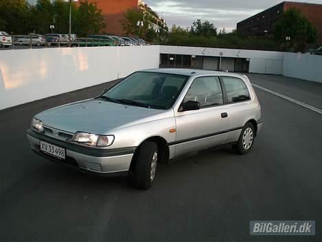Nissan Sunny N14 billede 2