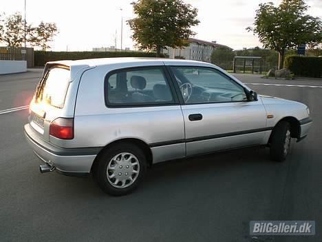 Nissan Sunny N14 billede 6