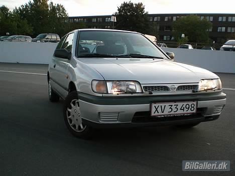 Nissan Sunny N14 billede 8