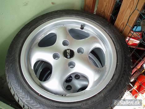 Nissan 200sx s12 16v - helt nye 15" med gode dæk til salg billede 11