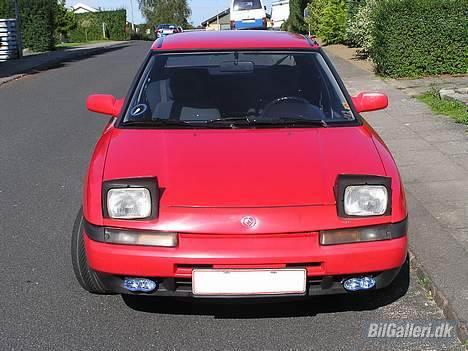 Mazda 323F 1,6i **SOLGT** billede 5