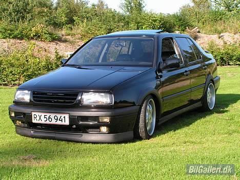 VW vento 2,0 solgt. billede 3