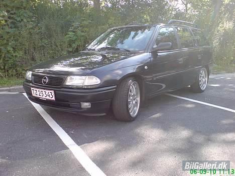 Opel astra f caravan (solgt) billede 1