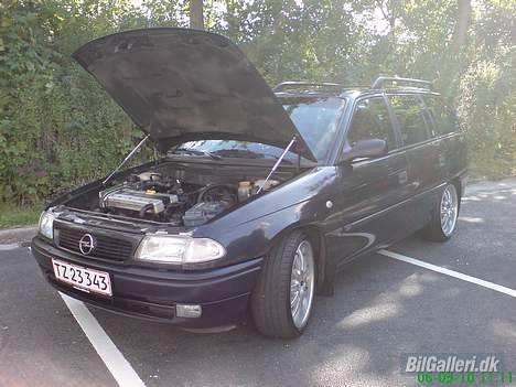 Opel astra f caravan (solgt) billede 2