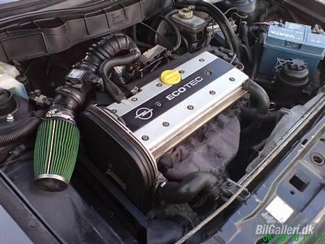 Opel astra f caravan (solgt) billede 4