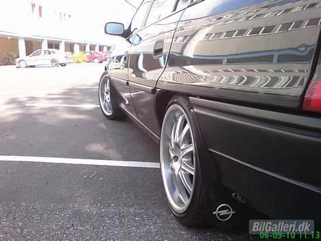 Opel astra f caravan (solgt) billede 5