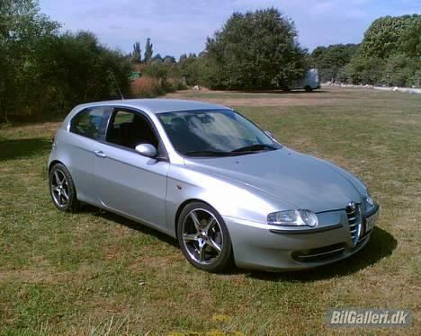Alfa Romeo 147 2.0 selespeed billede 1