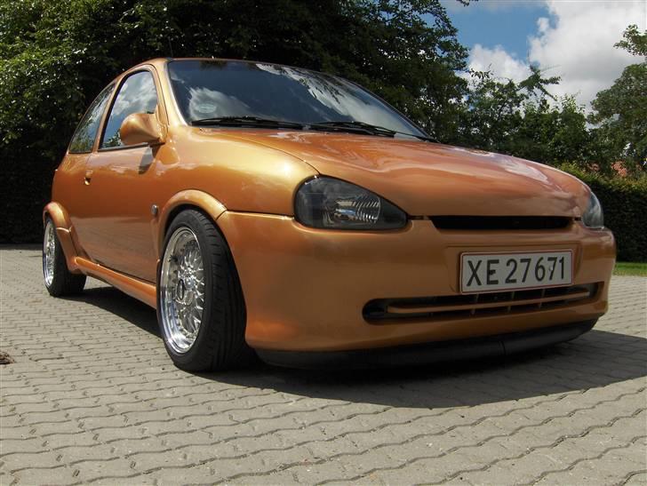 Opel corsa b i flash nr 02 08 - nyt billede med bbs rs 001. billede 1