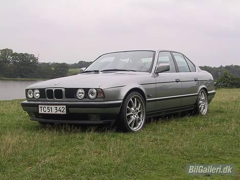 BMW 525i(solgt) billede 1