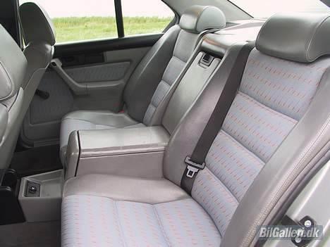 BMW 525i(solgt) billede 6