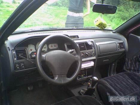 Ford Escort 1,8i Sport *SOLGT* - Instrumenbordet? billede 8