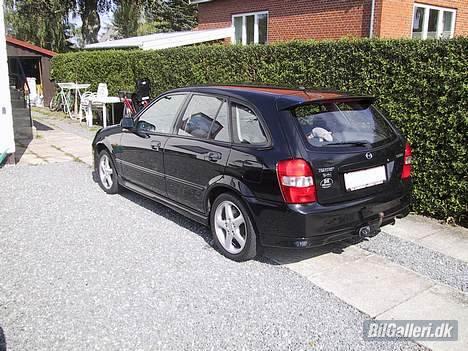 Mazda 323F Sportive billede 4