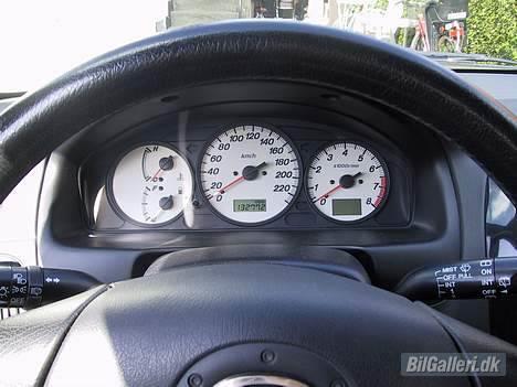 Mazda 323F Sportive billede 5