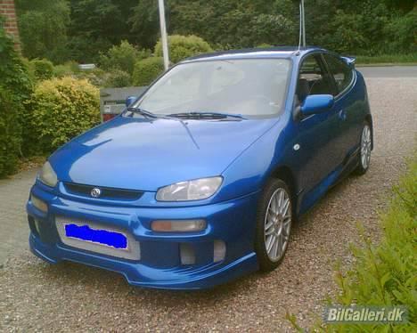 Mazda 323c Solgt billede 2