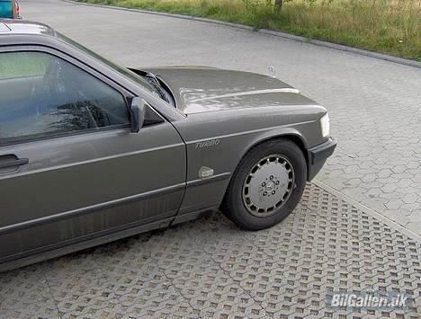 Mercedes Benz 190E  2,0 automatic SOLGT billede 9