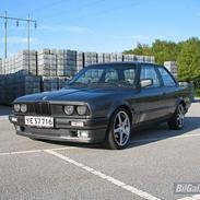 BMW E30 320i - Solgt