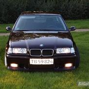 BMW E36 320i (solgt)