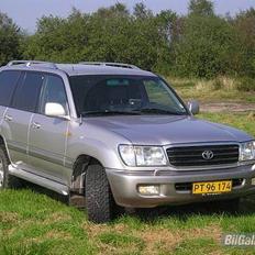 Toyota LandCruiser VX100>>SOLGT<