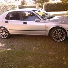 Saab 9-5