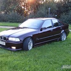 BMW E36 320i (solgt)