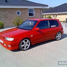 Nissan Sunny SOLGT :(