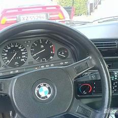 BMW 324TD (SOLGT)