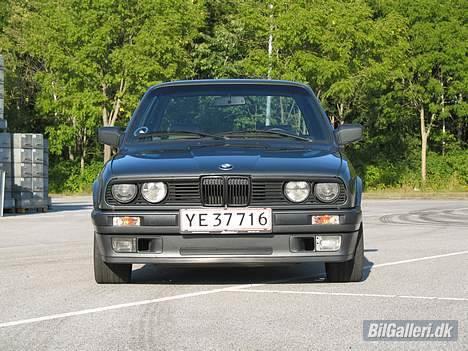 BMW E30 320i - Solgt billede 3