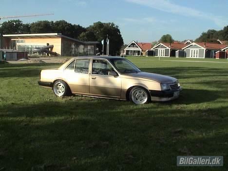 Opel Ascona c R.I.P. Solgt billede 9