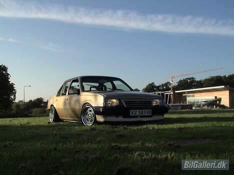 Opel Ascona c R.I.P. Solgt billede 10