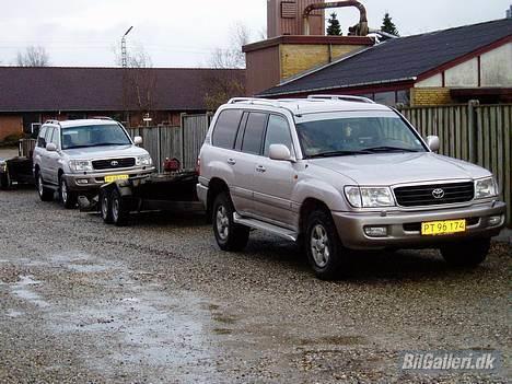 Toyota LandCruiser VX100>>SOLGT< - Min og min far´s på arbejde (min forrest) billede 3